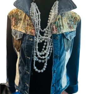 🚨Vintage Custom Design Denim Jacket 🚨